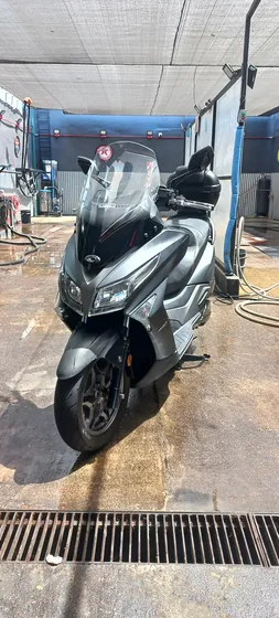 Kymco Xtown 250l Año 2022, 8000 Km Dueño Directo,