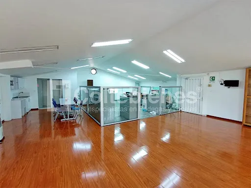 Locales En Arriendo San Diego 495-41474
