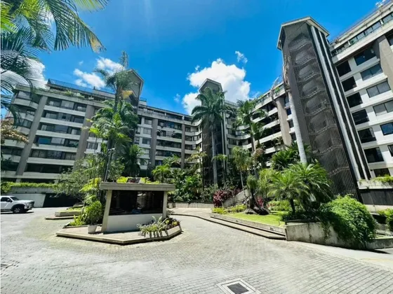 Se Vende Apartamento 325m2 3h+s/5b/4p  Colinas De Valle Arriba 6255