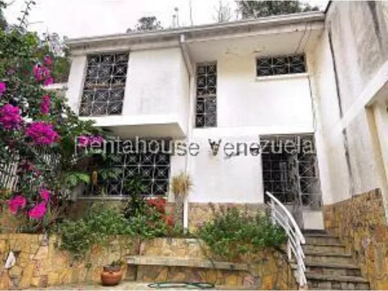 #25-20756  Bella Casa En La Trinidad 