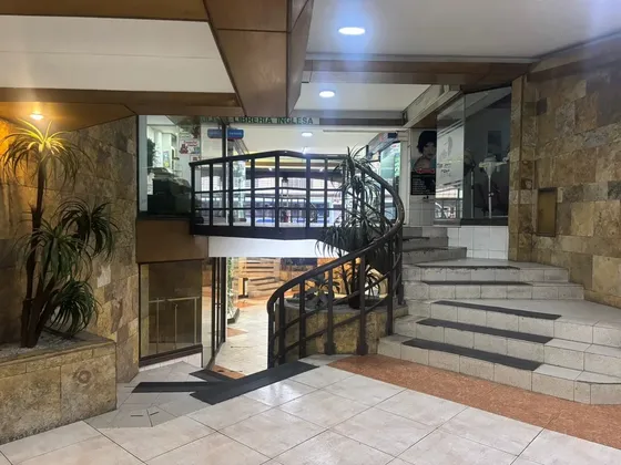 Arriendo Local Comercial 3 Niveles Centro De Concepción