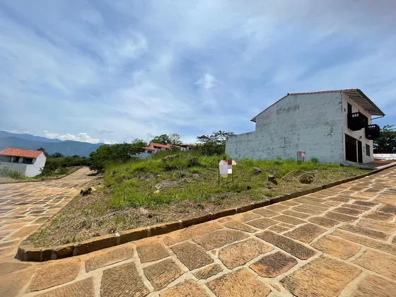 Lote Esquinero En Bagari Barichara