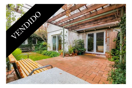 Casa En Venta De 4 Dorm. En Las Condes