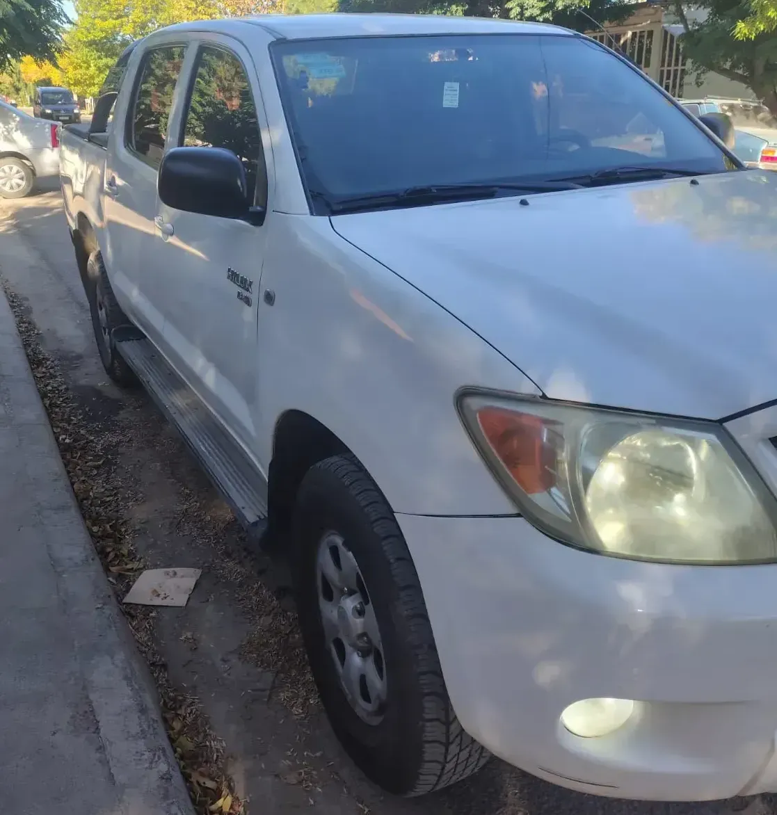Toyota Hilux Pickup 2.5 Double Cab 4x2