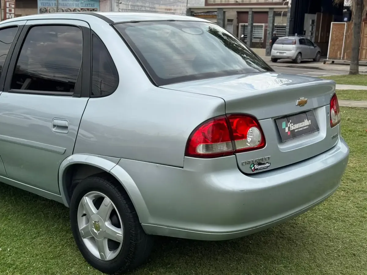 Miniatura 10