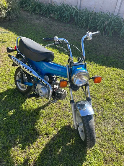 Honda Dax St 70. 2000 Japonesa