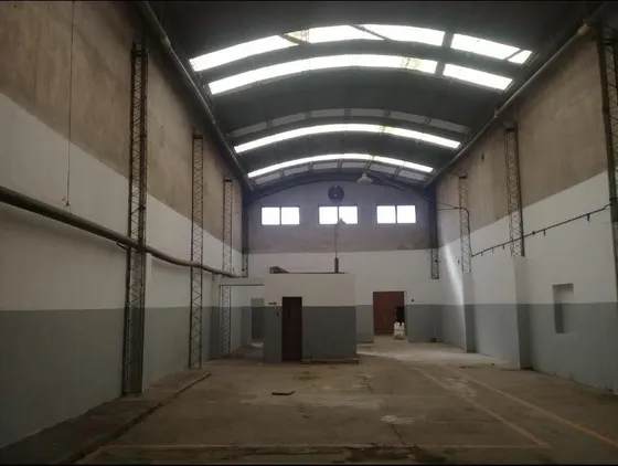Deposito En Villa Ballester. Se Vende Con Renta Calzada