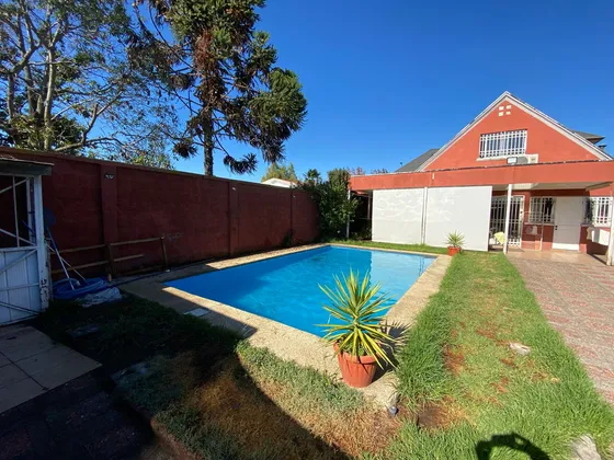 Vendo Casa Muy Grande En Curico