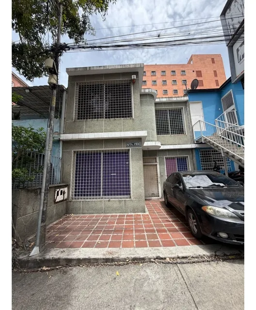 Se Vende Casa Comercial 286m2 Los Dos Caminos 6162