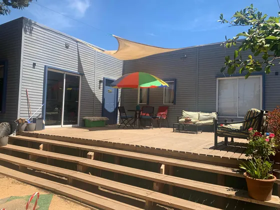 Terreno Con Casa 4 Dormitorios, 2 Baños, Para Emprendimiento