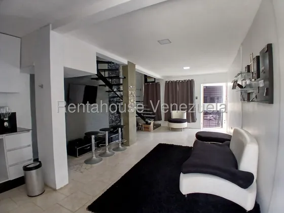 Daniela Linarez Alquila Casas En El Amanecer Cabudare Amoblada Con 2 Habitaciones 1 Baño 70m2 Conjunto Privado Con Vigilancia Las 24 Horas Excelente Oportunidad Contáctanos