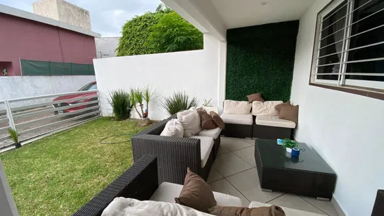 Cerca Del Colegio Morelos Casa En Conjunto Horizontal
