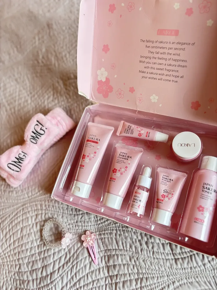 Conjunto Laikou Sakura Skin Care Pro, Iluminador E | Parcelamento