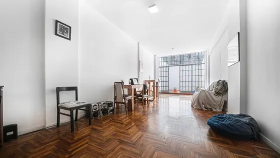Venta Oficina En  Recoleta Con Patio Apto Crédito Ideal Para Showroom E-commerce Oficina No Vivienda