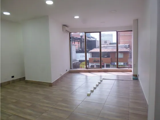 Oficina En Arriendo En El Poblado, La 10