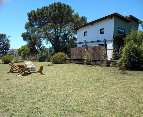 Casas En Venta - 4 Dormitorios 2 Baños - 505mts2 - Mar Del Plata 