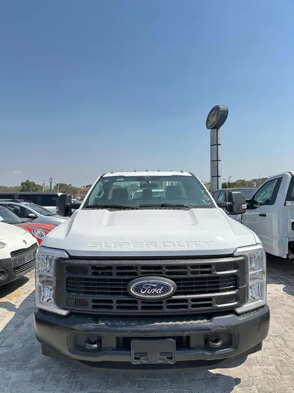 Ford F-350 7.3l Xl T/a