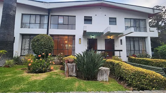 Ecuador Esquina Alvarez