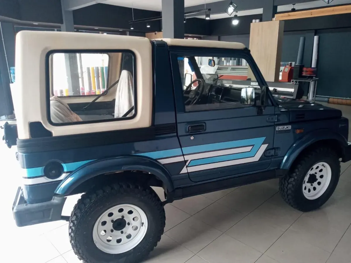 Suzuki Samurai Santana