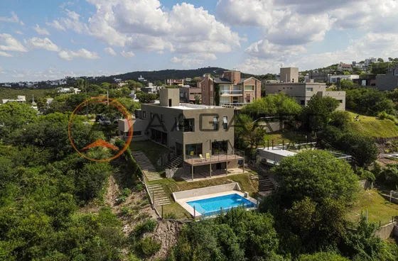 Casa En Venta Cinco Lomas 4d  R/m