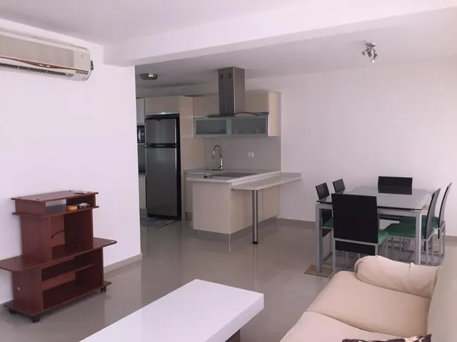 Townhouses Moderno. Av. Bolivar Cerca La Caracola