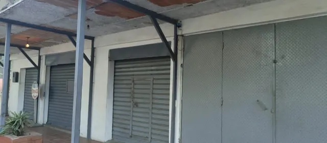 Venta De Potencial Local Comercial En Catia - Av. Bolívar. Fr