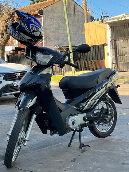 Nunca Fue Rodada En La Calle. Ruedas Nuevas Todo En Perfecto