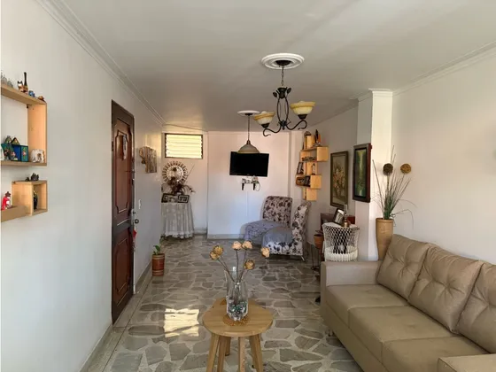 Apartamento En Venta En El Corazón De Laureles
