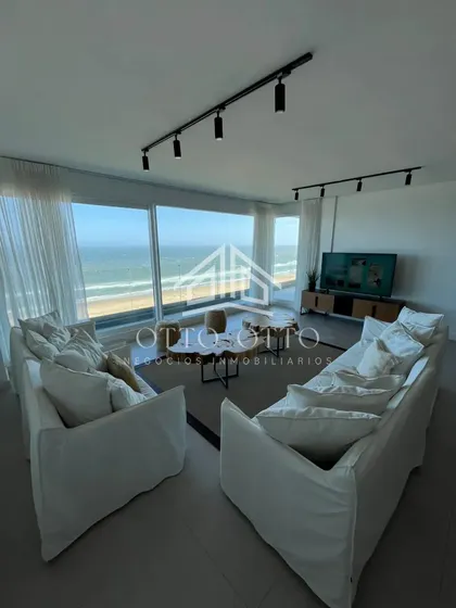 Venta Apartamento Cuatro Dormitorios Playa Brava Punta Del Este