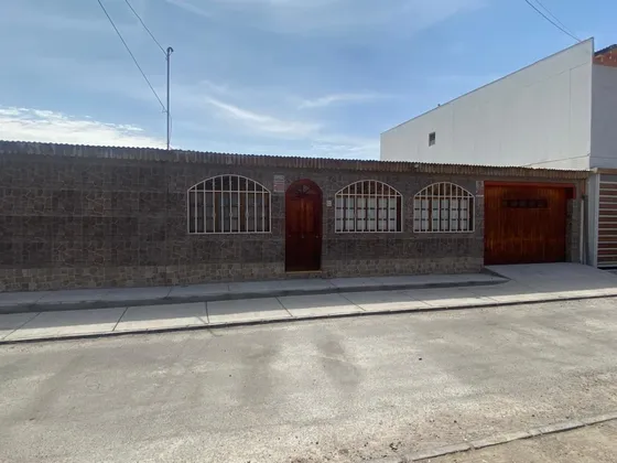 Se Arrienda Casa Grande En Villa Caspana - Calama