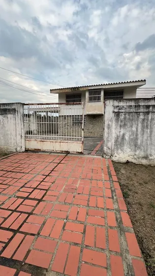 Se Alquila Anexo Urb La Floresta Uso Comercial 