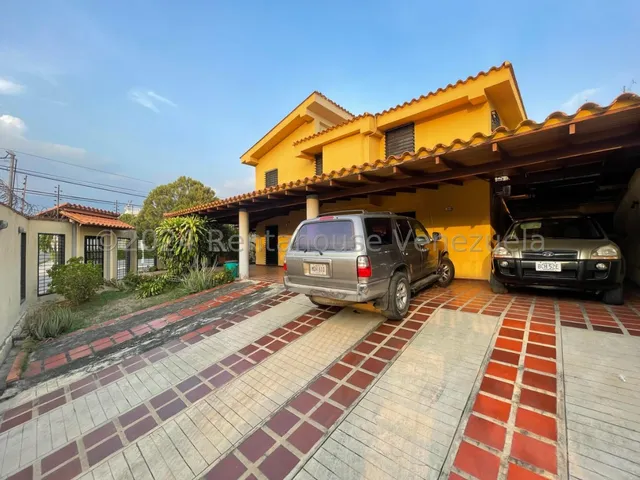 Casa En Venta Andrés Bello 24-24527 Yb