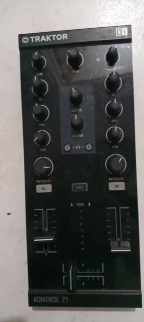 Traktor Control Z1