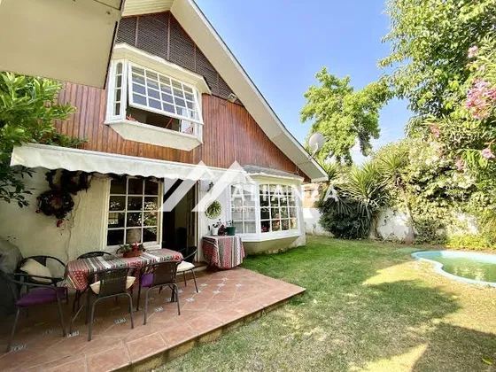 Gran Casa Familiar Con Excelente Ubicación