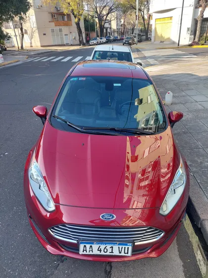 Ford Fiesta Kinetic 1.6 Titanium 120cv