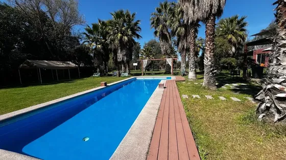 Parcela Con Piscina Para Paseos Por El Día