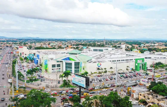 For Rent Local En Megacentro La Plaza De Mayor Flujo Cosnta De 6100 Metros 
