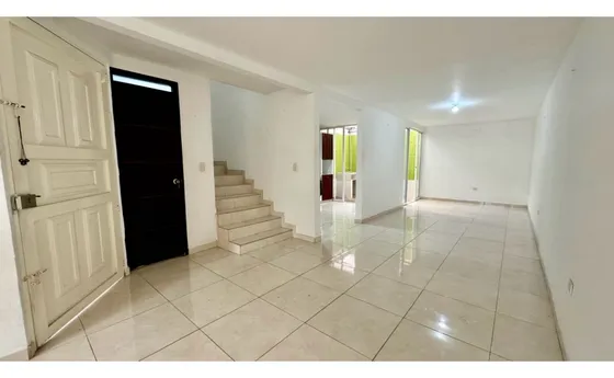 Casa De Dos Pisos En Venta Barrio Las Américas Palmira Valle Colombia