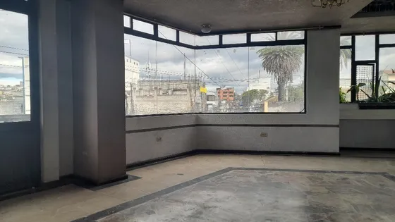 Anticresis - Área De 140 Mts2