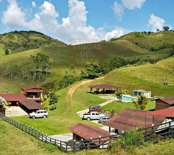 Vijes, 19 Plazas Ganaderas, Venta
