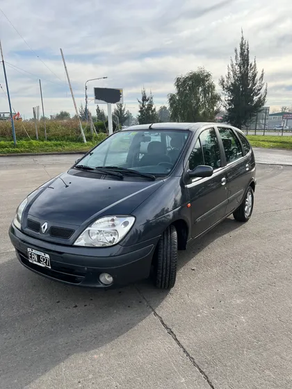 Renault Scenic2 2.0 Rxe Privilege
