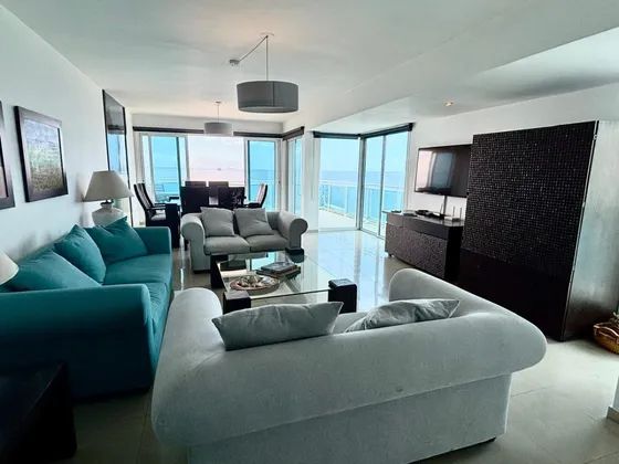 Apartamento Con Vista Al Mar En Venta En Santo Domingo