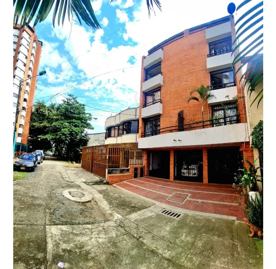 Edificio  De Apartamentos Al Sur De Cali