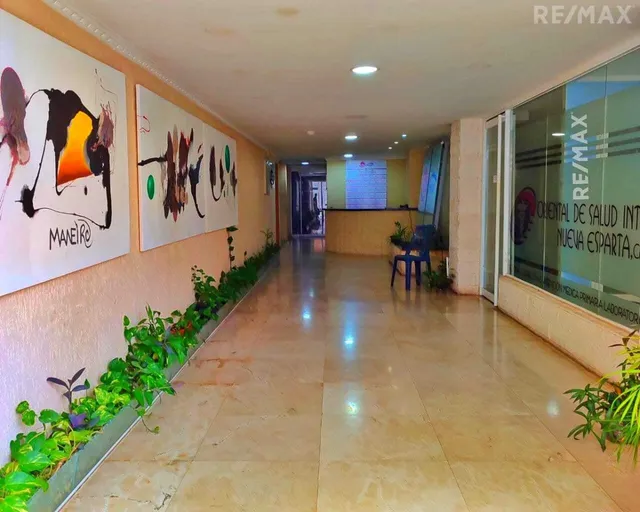 Re/max 2 Mil Alquila Oficina En Centro Empresarial Bolivar, Porlamar, Nueva Esparta, Isla De Margarita