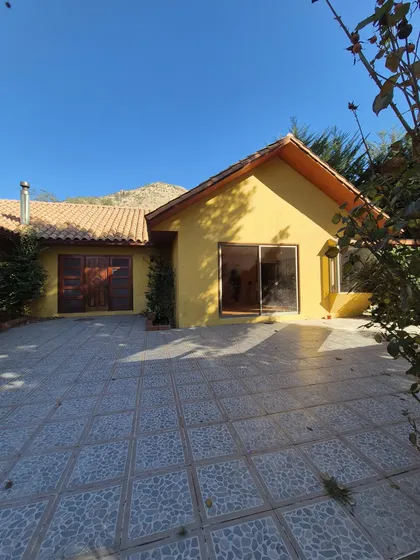 Casa En Arriendo Sector San Vicente Pirque