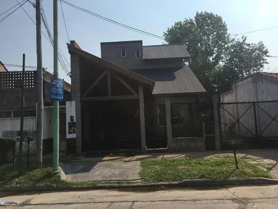 Casa En Venta En Lavallol