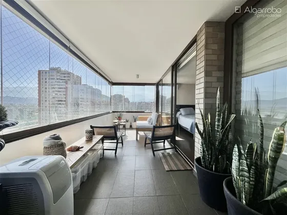 Departamento En Venta 4 Dorm. Con Amplia Terraza Las Condes