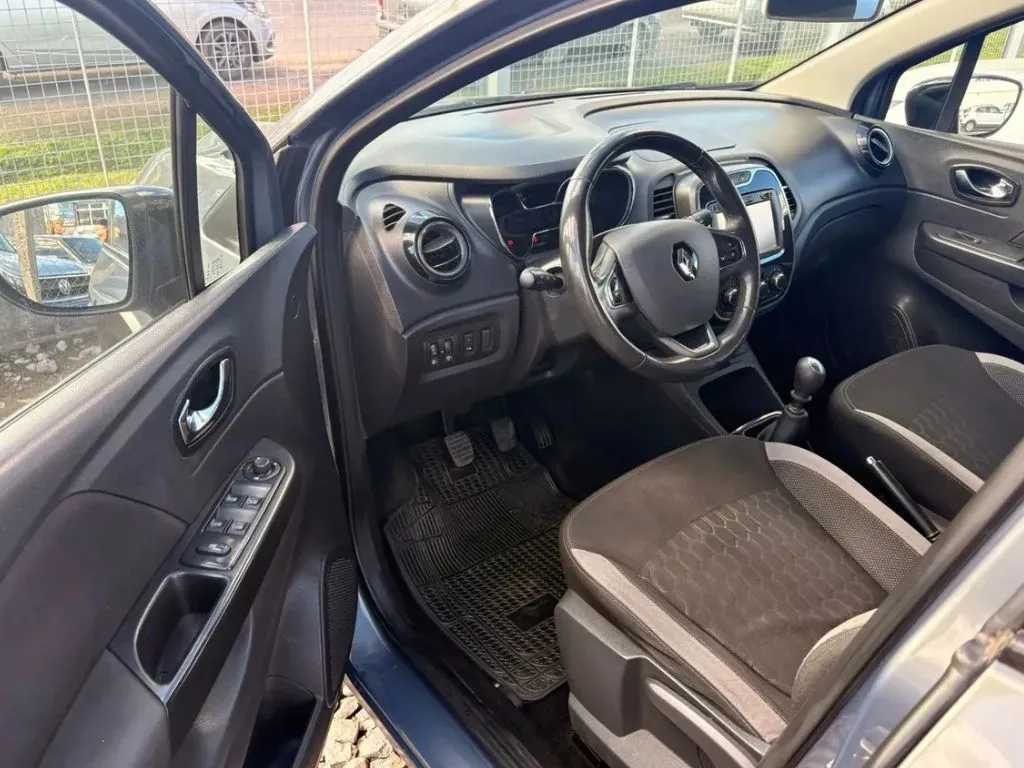 Renault Captur 2.0 Zen5581300949857280011