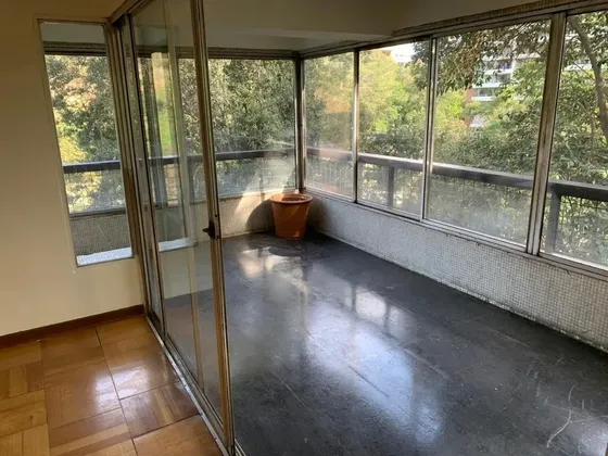 Departamento Con Excelente Conectividad En Las Condes