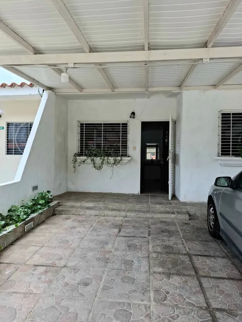 Cr Vende Casa En Lomas De La Hacienda, San Diego